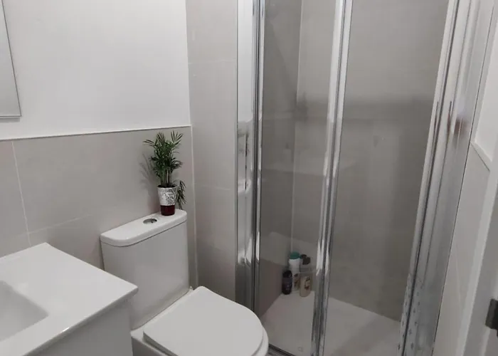 Δωμάτια σε οικογενειακή κατοικία Suecaroom Prime Experience Sueca