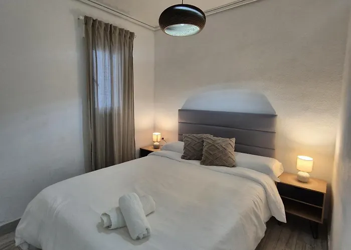 Δωμάτια σε οικογενειακή κατοικία Suecaroom Prime Experience