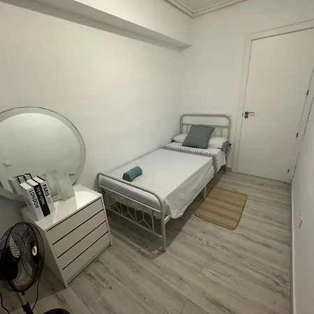 Suecaroom Homestay Sueca
